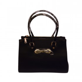 Yasna’s ladies beautiful hand held bag