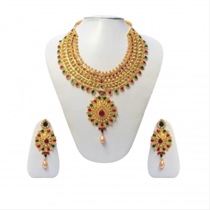 This Necklace set features a unique one of a kind tradition embellish with antic finish